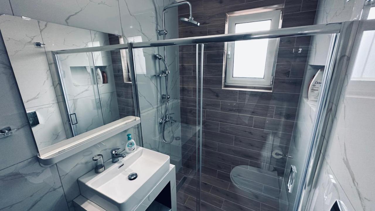 Hodos Luxury Apt Near Ath-Airport Markópoulon Buitenkant foto